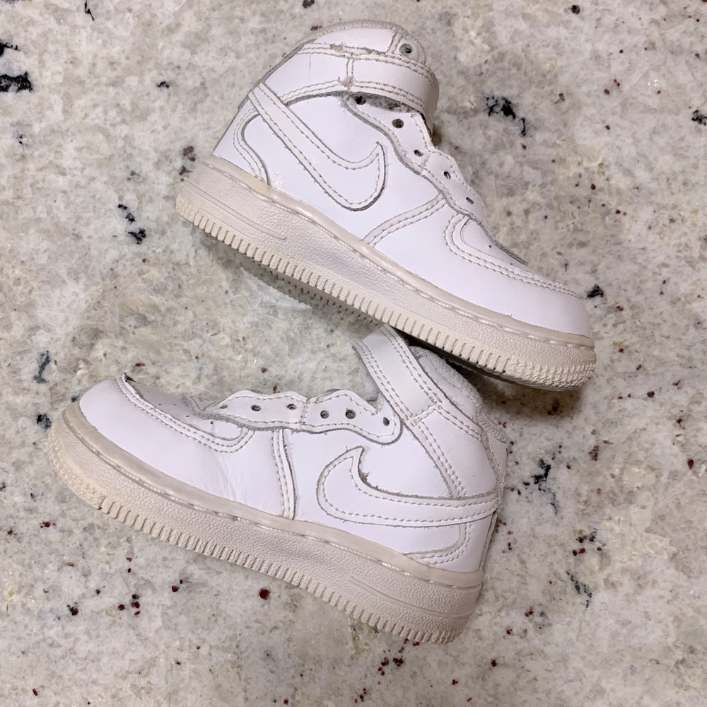 Force 1 MID Toddler sneakers